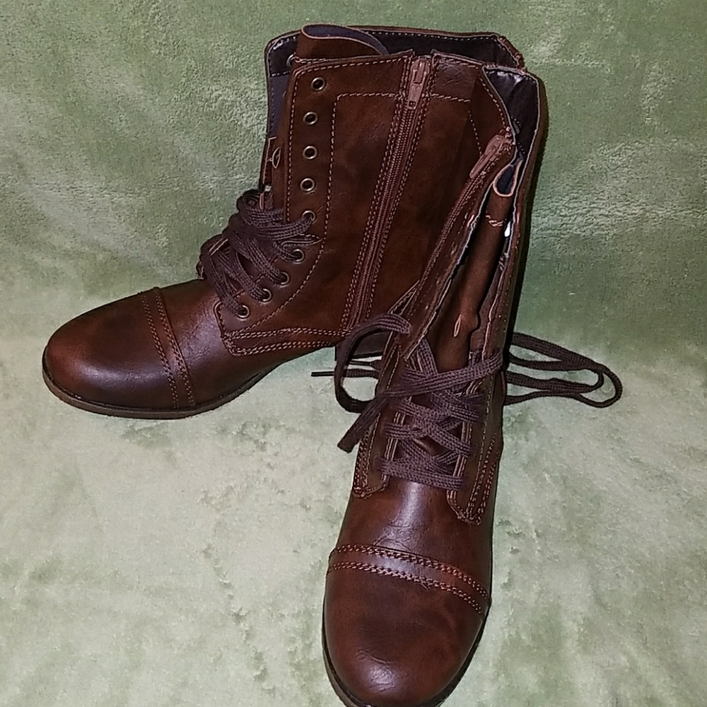 Candie's Brown Boots